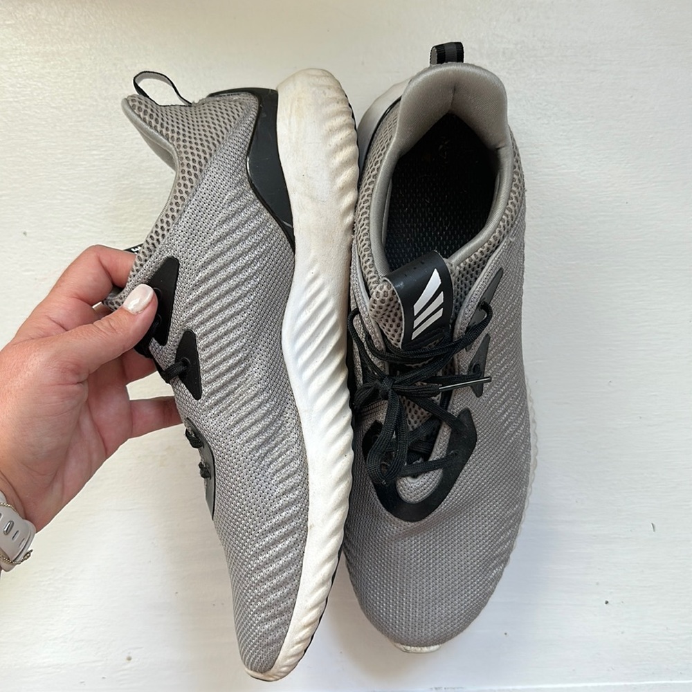 Adidas Alpha Bounce Size 11